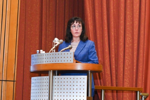 Зампред ФНПР Нина Кузьмина: Низкая цена труда — главная причина дефицита рабочей силы Зампред ФНПР Нина Кузьмина: Низкая цена труда — главная причина дефицита рабочей силы