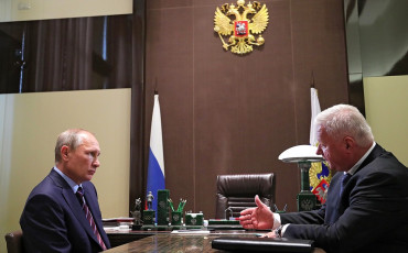 Профсоюзы предложили Путину уравнять МРОТ и прожиточный минимум с 2018 года