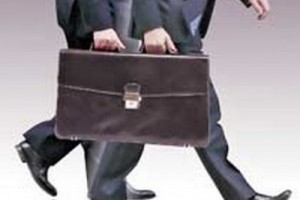 Брать на муниципальную службу родственников главы муниципалитета запретят