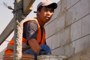 Кемеровские строители-мигранты создают профорганизацию