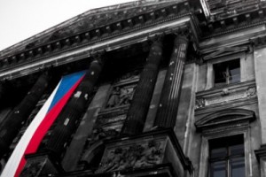 3000 чехов вышли на площадь, выступая против реформ