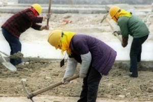 Путин оценил условия труда в России