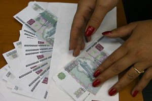 Минимальная зарплата в Москве вырастет до 11,7 тыс руб в 2012 году