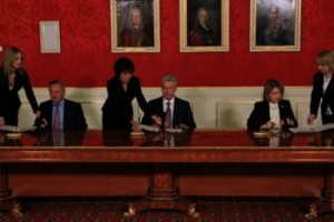 В Москве подписано трехстороннее соглашение на 2012 год