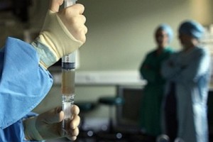 Португальские врачи отказываются от привилегии больше работать за меньшие деньги