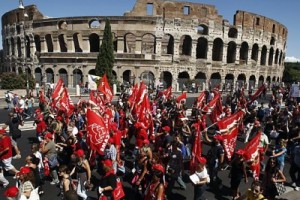 Итальянские профсоюзы недовольны повышением налогов