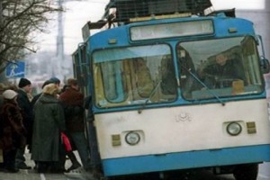 Житомирские транспортники забастовкой добились выплаты зарплат