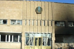 Из полыхавшего Жанаозена было вывезено около 500 тонн мусора