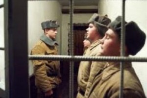 За повесткой в военкомат – добровольно-принудительно, под угрозой тюрьмы