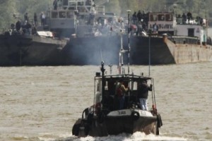 Сербы заблокировали Дунай