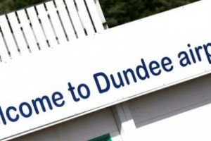 Работники аэропорта Данди проголосовали за забастовку