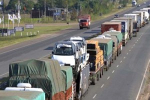 Аргентинские водители требуют повышения зарплаты на 25 процентов