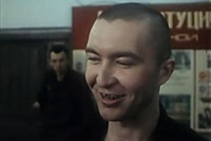 Иностранных преступников и наркоторговцев продолжат пускать в РФ