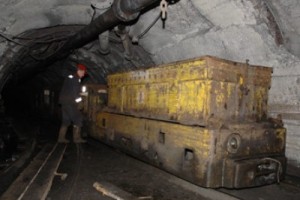 Казахские горняки отказались подниматься на поверхность