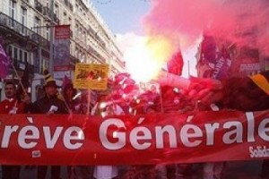 Португалия протестует против "затягивания поясов"