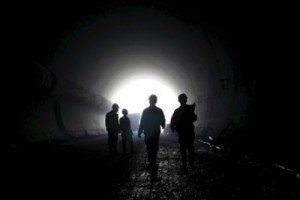 Четвертый день грузинские шахтеры бастуют, требуя повышения зарплат