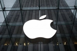 Apple переносит производство в США для борьбы с безработицей