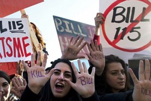 Канадские учителя вышли на тропу войны