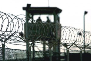 Надзиратели блокируют въезд в тюрьмы Франции, протестуя против тяжелых условий труда