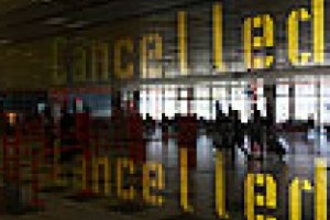 В столичных аэропортах задерживаются рейсы в Грецию