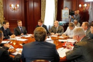 Президент Медведев, председатель Шмаков, президент Кравченко и... другие лица