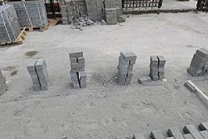 Москвичи протестуют против тротуарной плитки