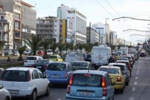 В Афинах вновь бастуют транспортники