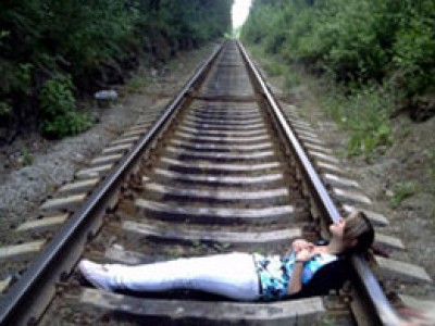 Увеличение безработицы на 1% равно увеличению самоубийств на 4%