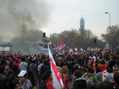 Чилийские студенты выбили референдум силой