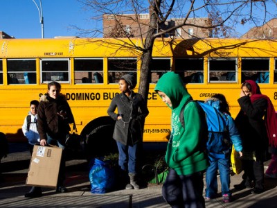 Нью-Йоркские водители автобусов в школу не поедут