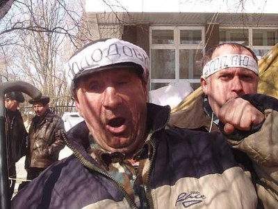 Во время разгона голодовки чернобыльцев был убит шахтер