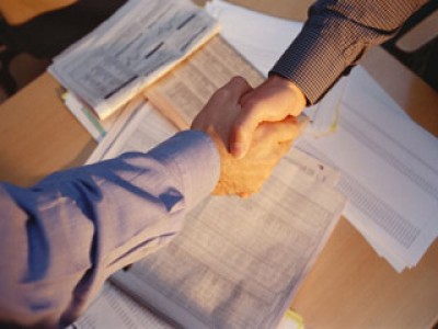 С беломорскими коммунальщиками при содействии профсоюза подписали бессрочные договора