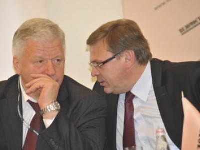 Уволен в соответствии с указом президента РФ