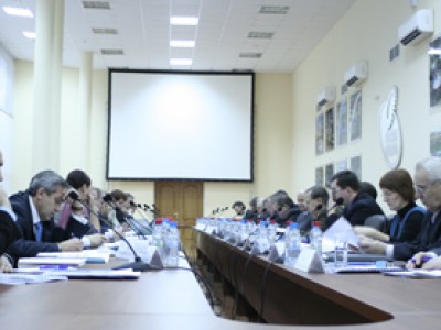 Промышленники , предприниматели и представители профсоюзов СЗФО обсудили новое трехстороннее соглашение