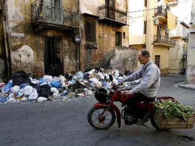 Стачка транспортников в Италии привела к перебоям с продовольствием