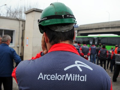 Крупнейший производитель стали сокращает работников по всей Европе