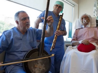 Турецкие медики забастовкой добиваются усиления мер безопасности