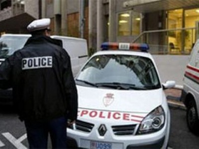 Во Франции прошла акция солидарности полицейских