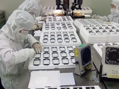 Рабочие бразильского завода по сбору айфонов грозят забастовкой