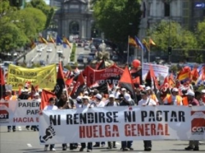 Испанцам не хватает образования