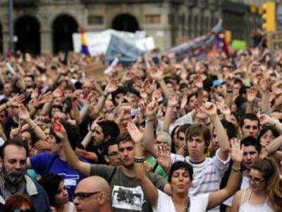 Испания: тысячи человек вышли на акции протеста по всей стране