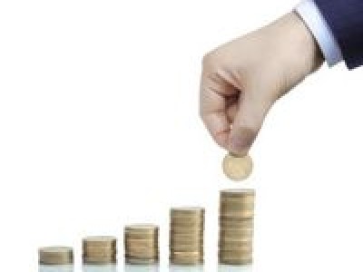 В Саратове подняли зарплату педагогам