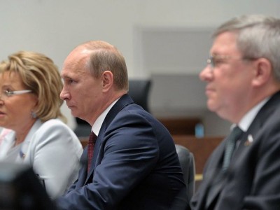 Путин предложил Совету Федерации реформироваться