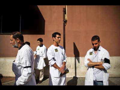 Португальские медики борются за медицину забастовкой