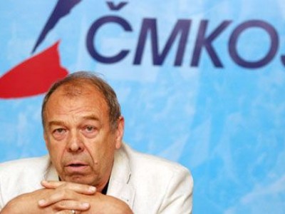 Чешские профсоюзы считают повышение окладов чиновников насмешкой над безработными