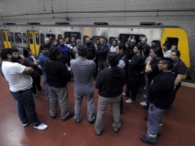 В Буэнос-Айресе проходит забастовка работников метрополитена