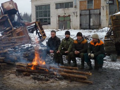 Кампания профсоюзной солидарности закончилась победой профсоюза и работников ОАО «Светлозерсклес»