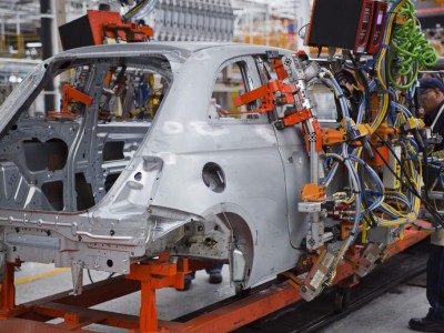 Fiat и Volvo сокращают производства