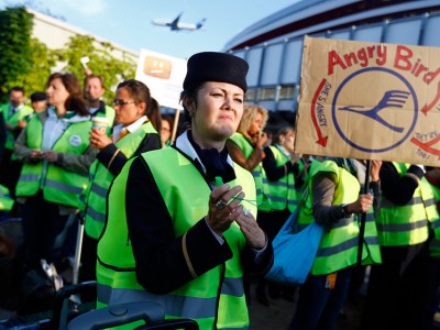 Бортпроводники авиакомпании Lufthansa начали серию забастовок