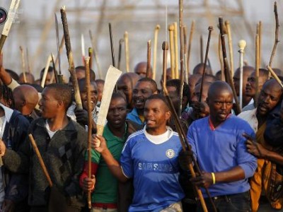 Правительство ЮАР рассмотрит вопрос повышения зарплат шахтерам